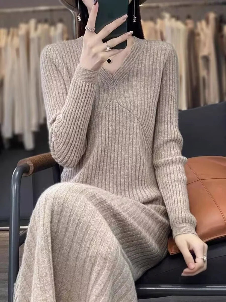 Women’s Mid-Length Knitted Camere Dress – Slimming Base Layer Over-Knee Wrap V-Neck A-Line Gown | Spring & Autumn New