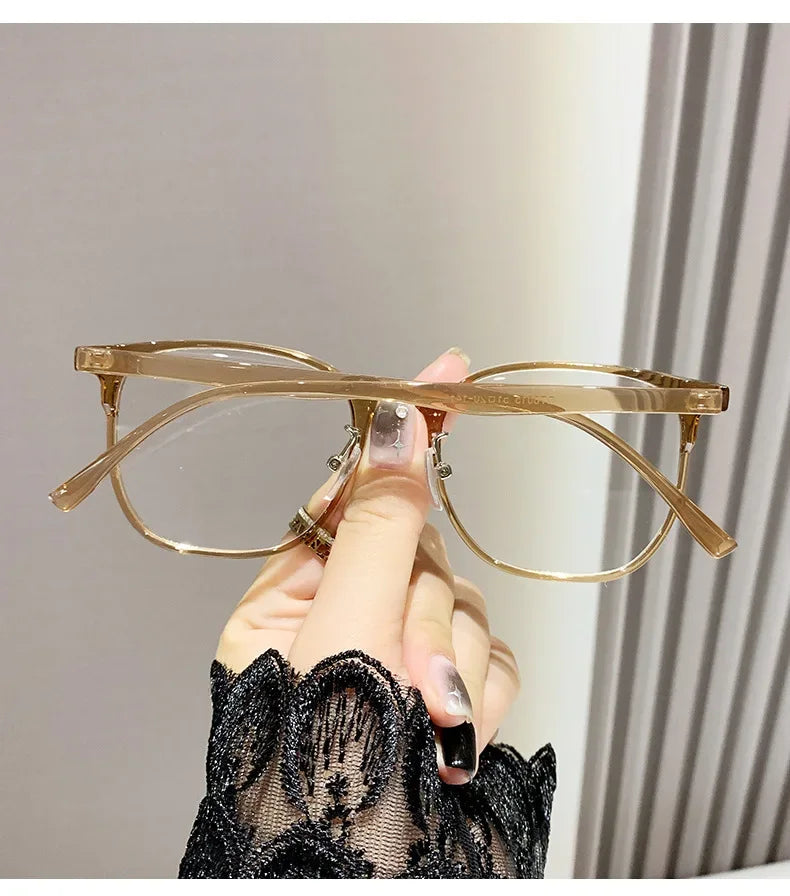 0 to -600 Myopia Large Frame Glasses – Ultra-Light Anti Blue Light Finished Flat Glasses