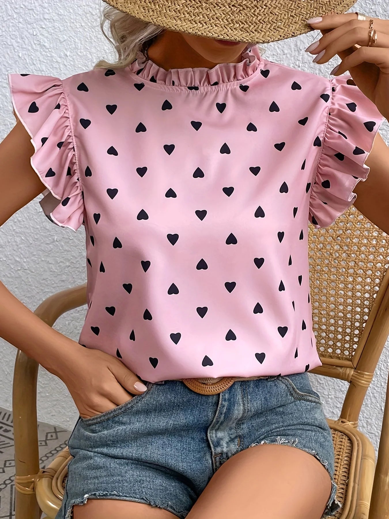Women’s Short Sleeve Round Neck Print Shirt – Summer Ruffle Pullover Blouse 👚☀️