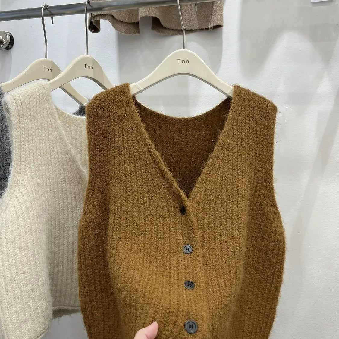 2025 Women’s V-Neck Wool Vest | Grey Loose Knit Cardigan | Autumn Winter Thick Sweater Fashion