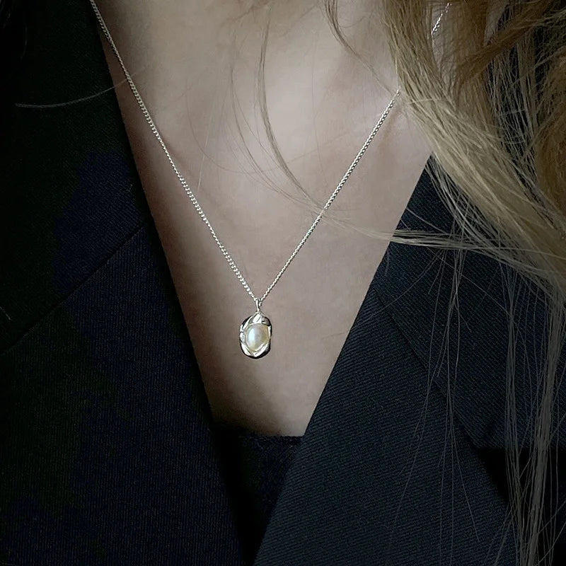 Trendy 925 Sterling Silver Pearl Pendant Necklace – Simple Elegant Jewelry for Women