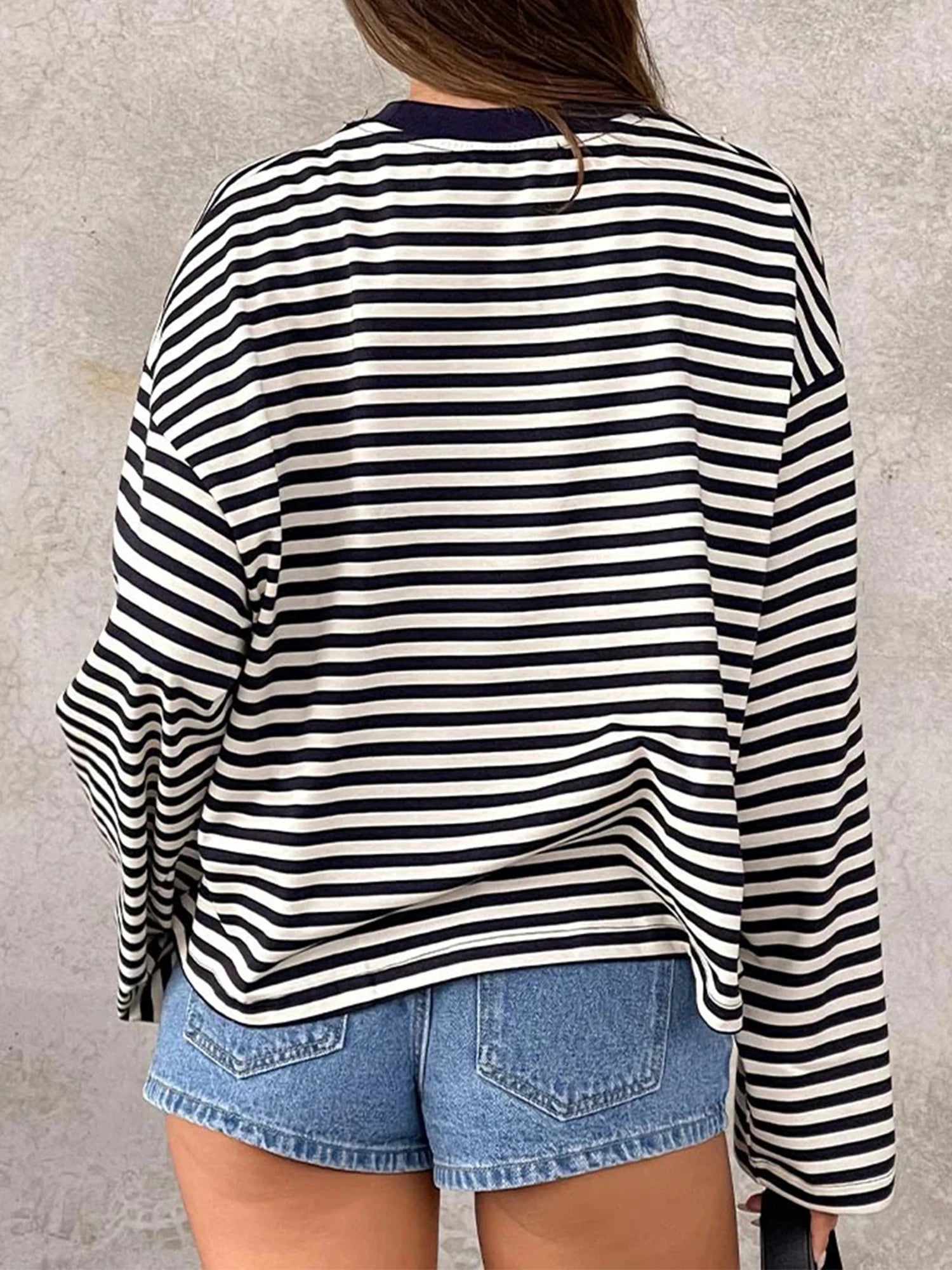2025 Women's Retro Striped T-Shirt | Long Sleeve Crew Neck Top | Loose Fall Casual Streetwear