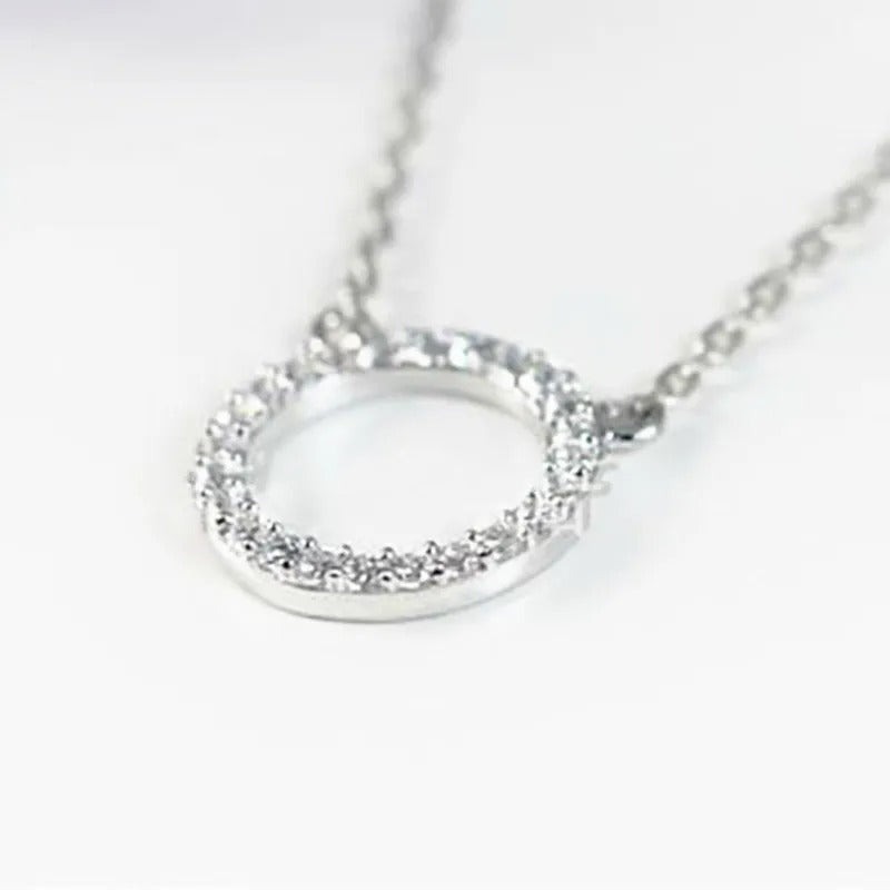 Hot Fashion Lucky Circle Pendant Necklace – Women’s Rhinestone Clavicle Chain Creative Jewelry Gift