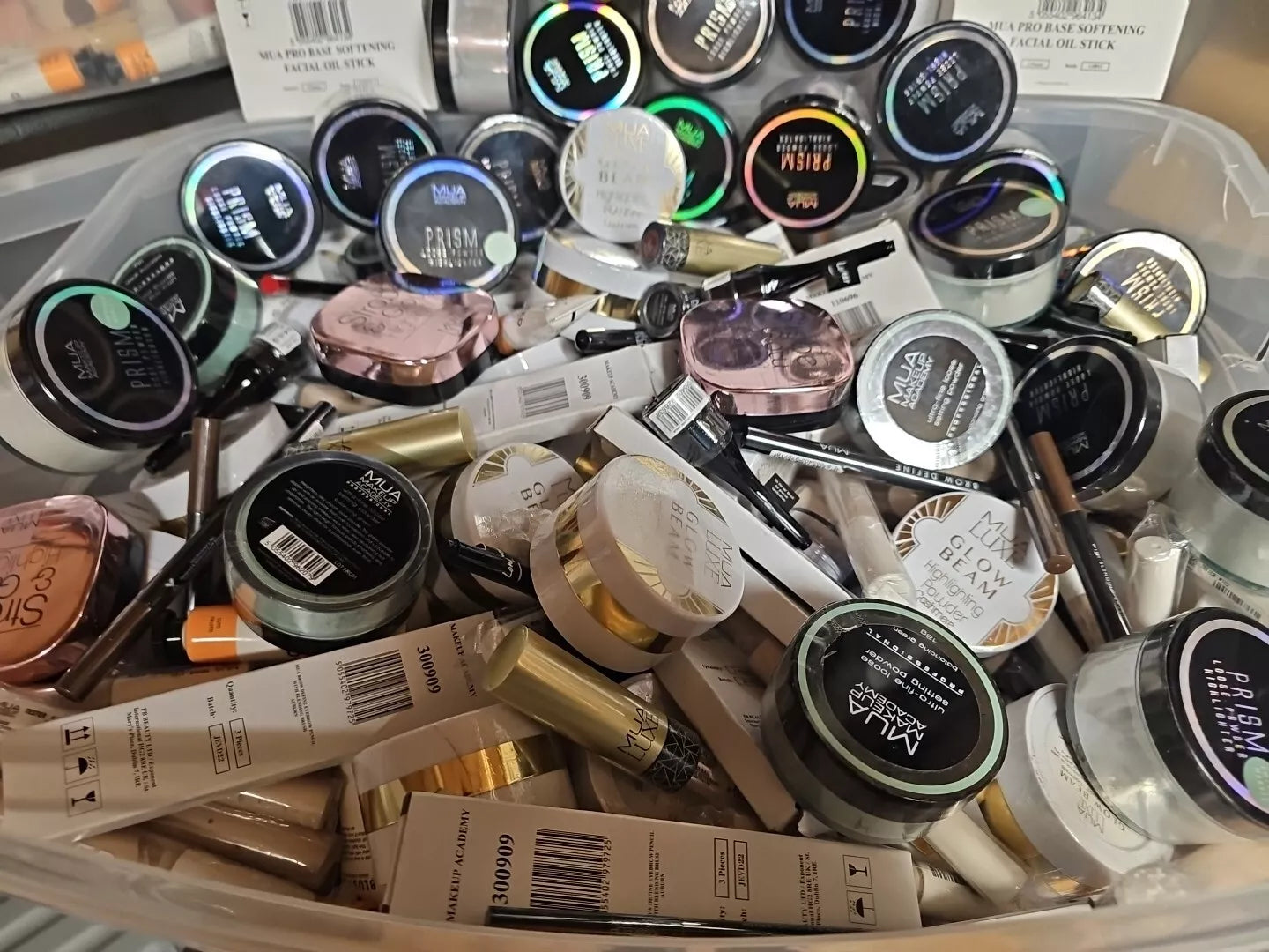 50 Items  Bulk Mua Cosmetics Clearance Lips Eyes Powder Highlighter Save £££