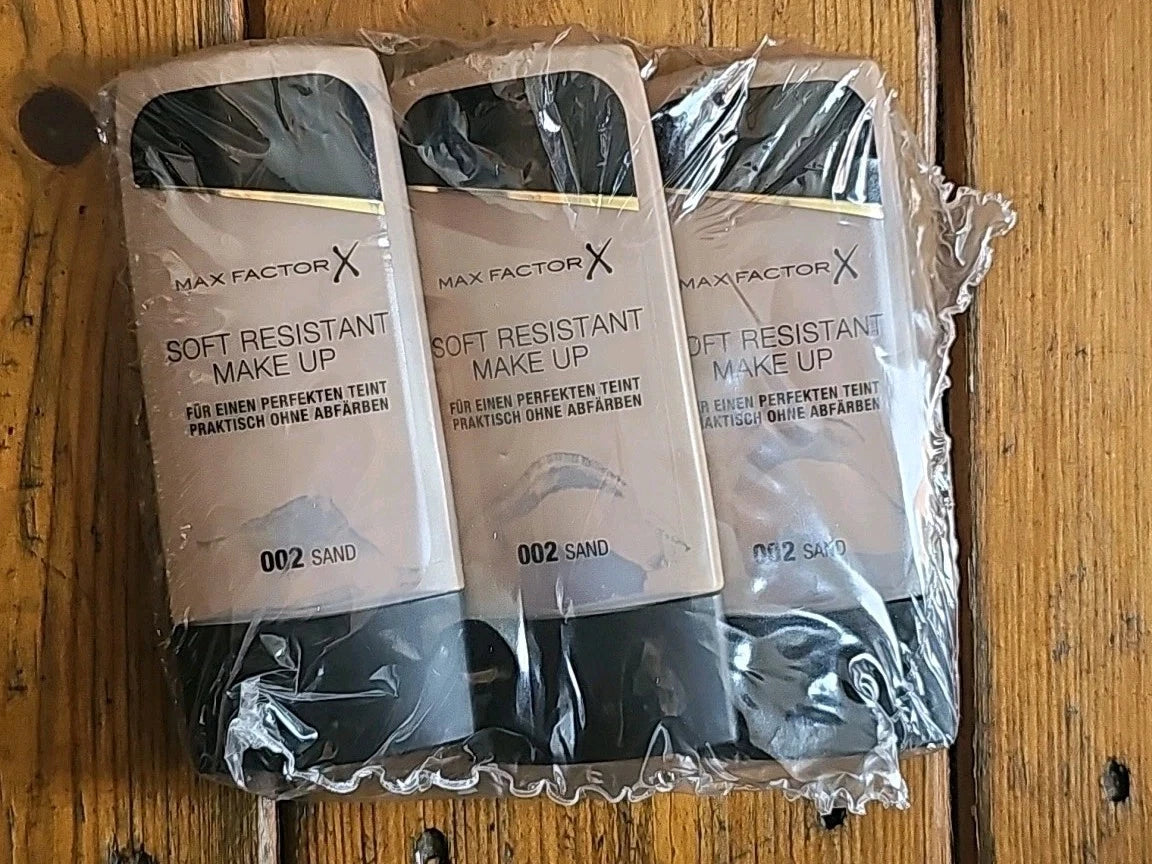 X3 Max Factor Soft Resistant Make Up Foundation - Shade - 002 Sand Free Postage