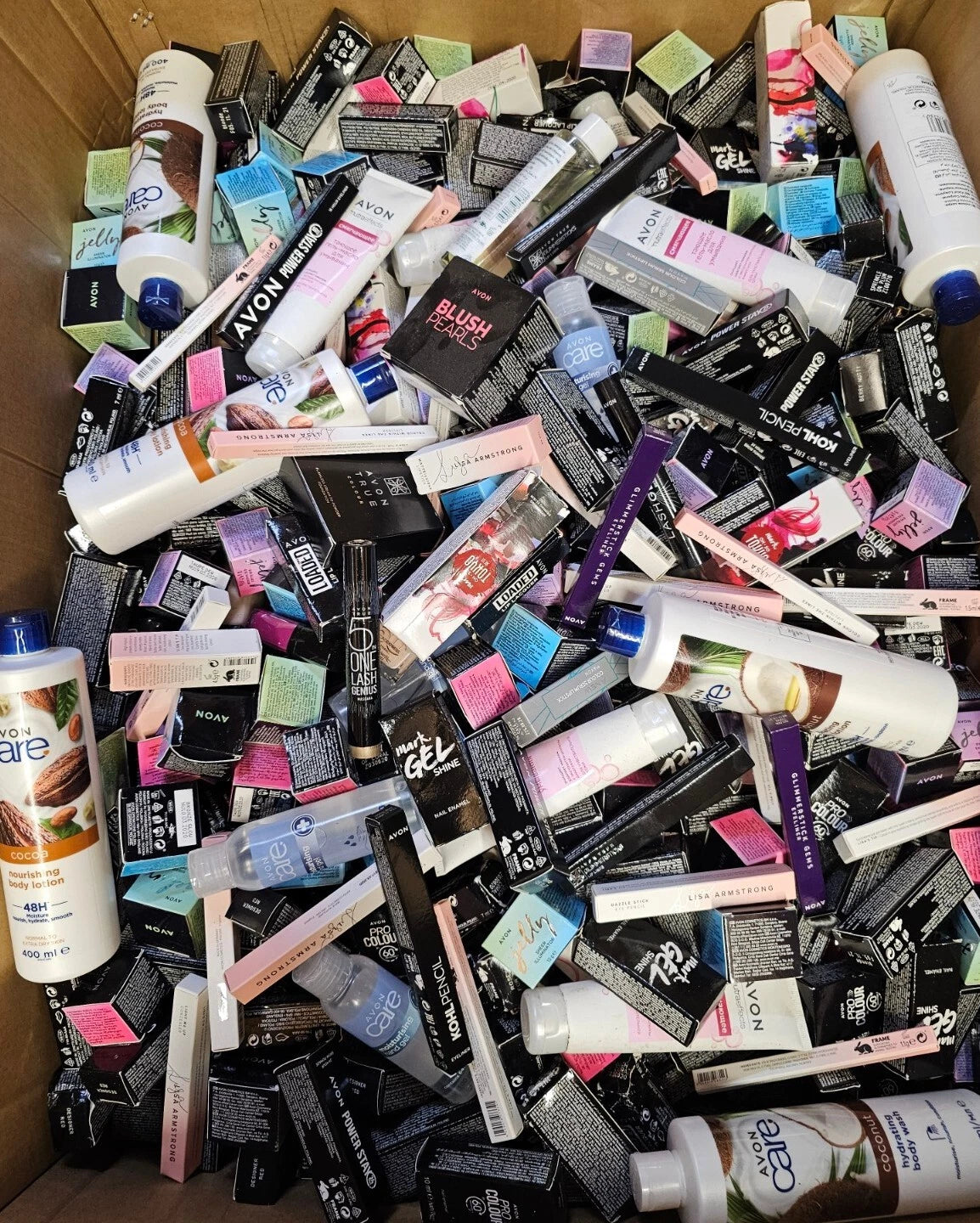 Joblot Mixed Avon Items Mixed 100 ITEMS From Photos Must Go