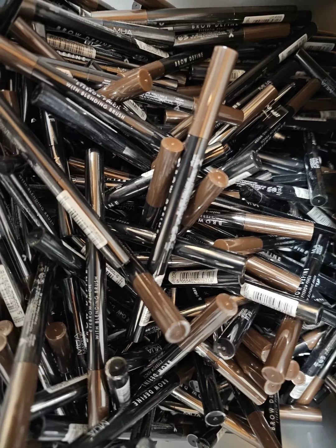 Bulk Lot Of  * 50 ITEMS** £20 MUA aurban Eyebrow brow define