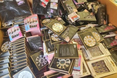 Ramdom Packs Of Stick On Nails Joblot 10 Packs