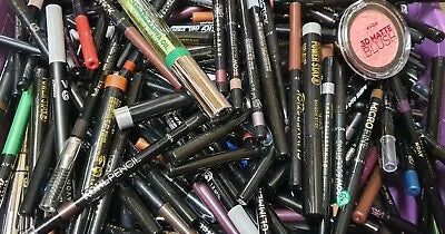 Massive Joblot  Eye Pencils Eyeliner Lipsticks Lip Gloss mixed 50  RRP £150+