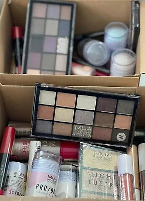 Mua Cosmetic Random Mixed items ** 20 items for £14 ** gift sets 20pc 👀